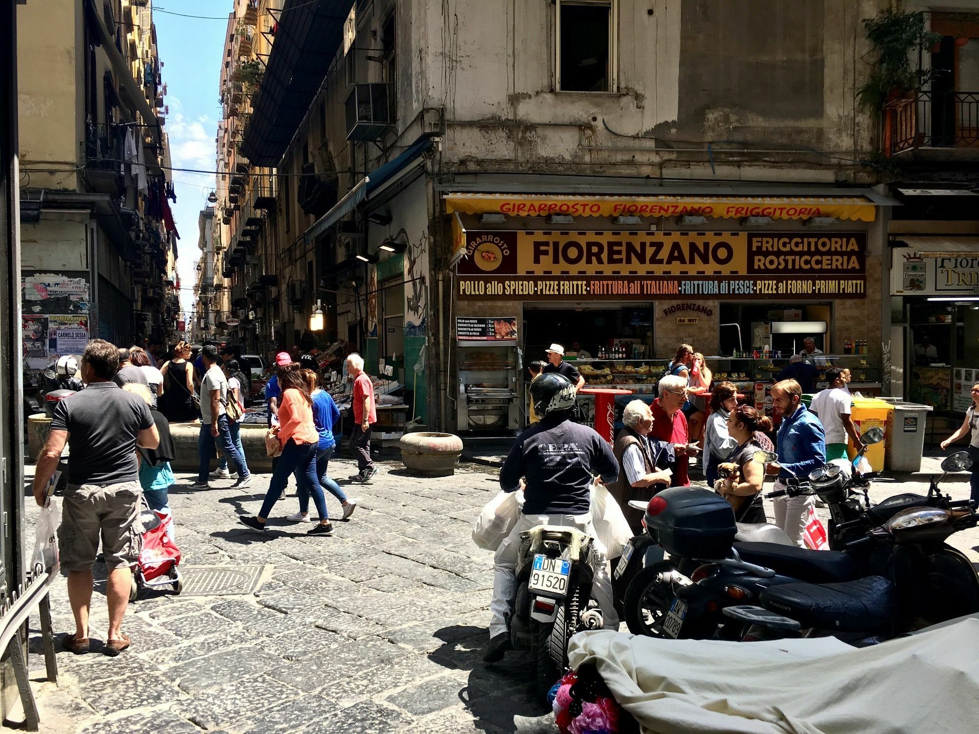 Casa "G&G Pignasecca" Apartment Napoli Bagian luar foto